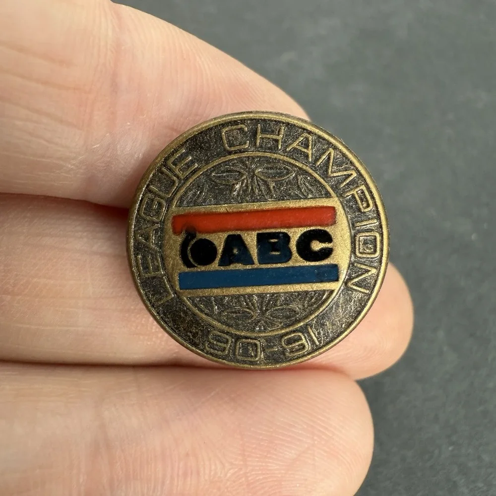 ABC League Champion Bowling Pin 1990-1991 Made in USA gold tone lapel pin award